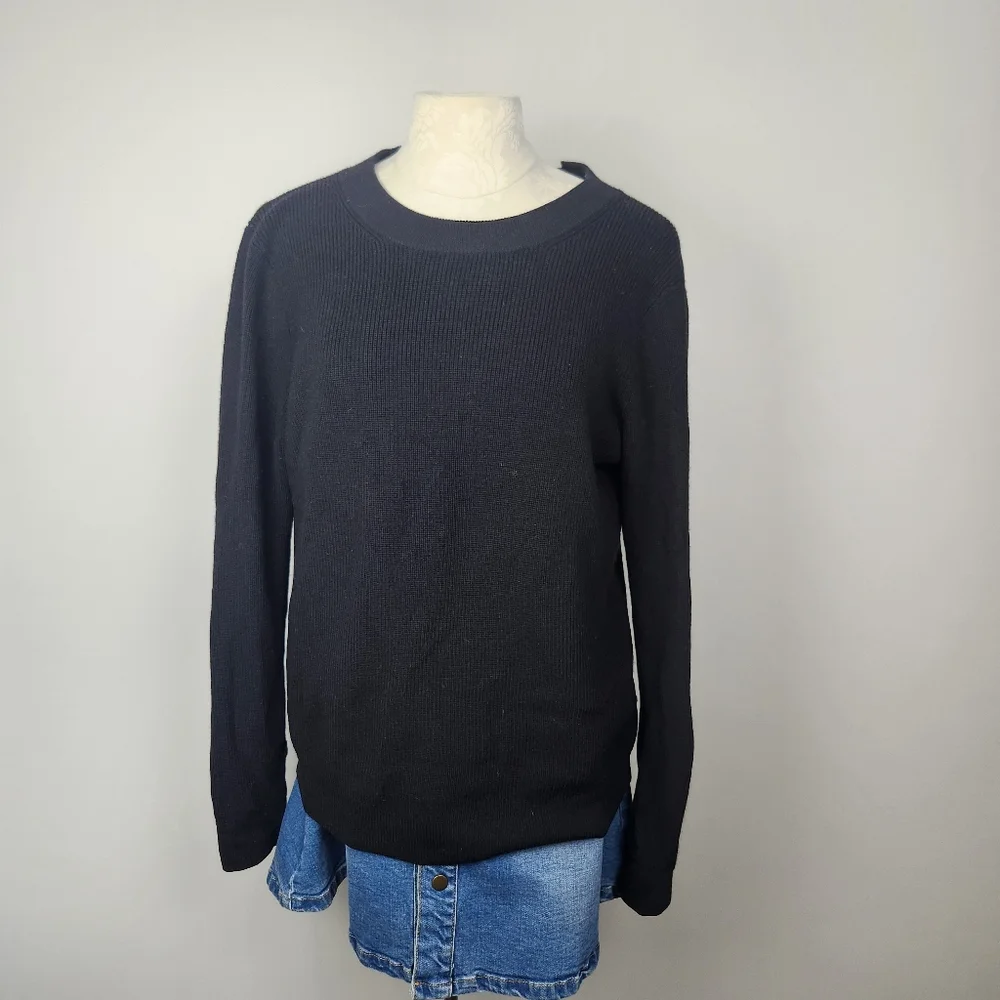 Aritzia 100% Wool Black Sweater Balletcore Open Scoop Back Size Small - Picture 4 of 14